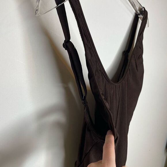 Good American Women’s Layout One Piece Swimsuit Chocolate Dark Brown M Medium 2 - Picture 5 of 8